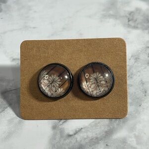 Handcrafted Stud Earrings White Floral with Wooden background in Black